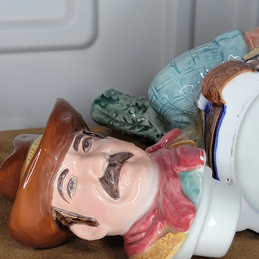 Sheriff tea pot like new